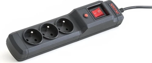 Armac Multi M3 przeciwprzepięciowa 3 gniazda 1.5 m czarna