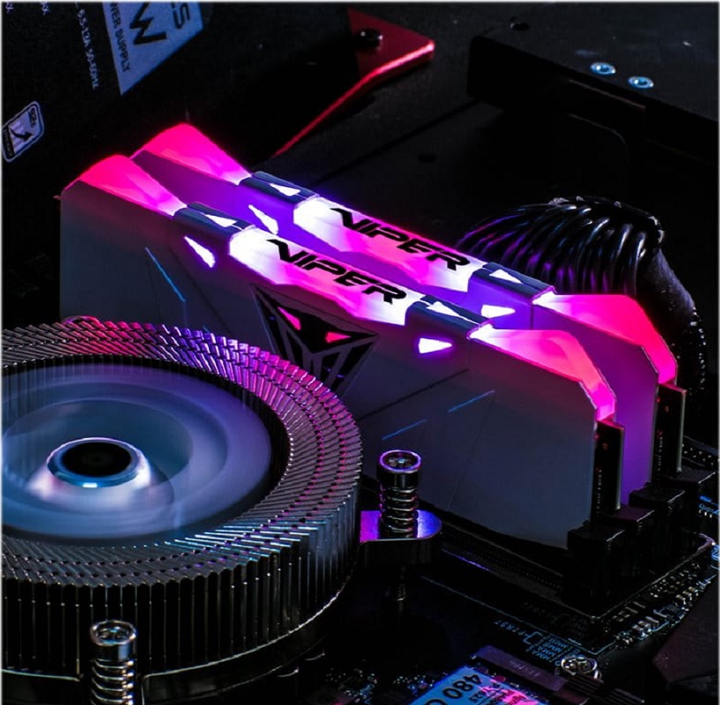 RAM Patriot Viper RGB DDR4